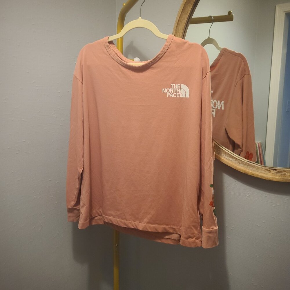 The North Face Women's Long sleeve Pink Logo Shirt with Flowers- XL - Picture 2 of 7